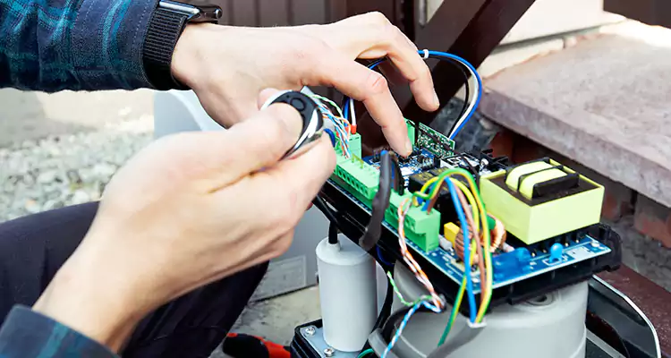 Automatic Driveway Gate Repair in Vero Beach, FL