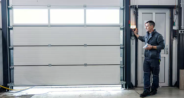 Modern Overhead Door Repair in Vero Beach, FL