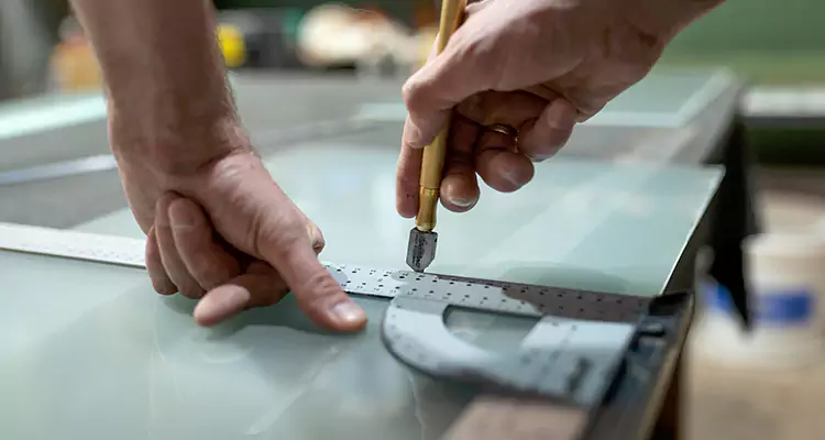 Glass Scratch Repair in Vero Beach, FL