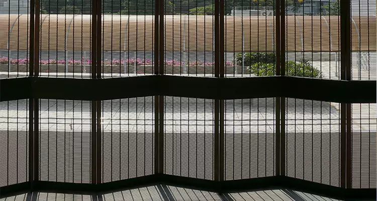 Front Screen Door Repair in Vero Beach, FL