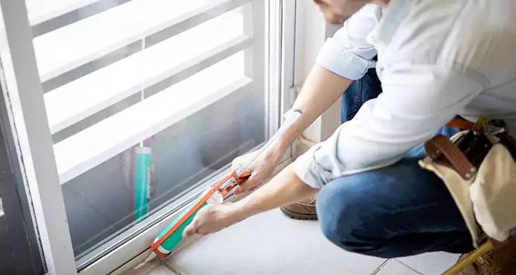 Dap Window Caulk Repair in Vero Beach, FL